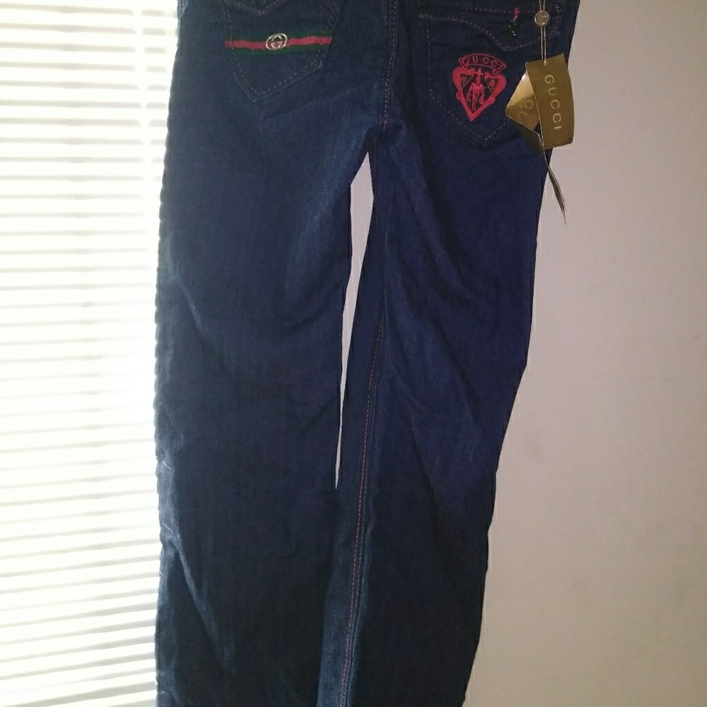 Gucci  size 52